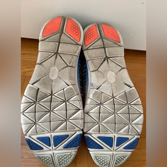 NIKE FREE RUN TR FIT 4 RUNNING SHOES - Picture 6 of 6